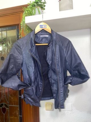 Chaqueta/chupa Stradivarius talla S