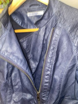 Chaqueta/chupa Stradivarius talla S