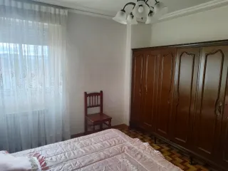 Dormitorio antiguo completo