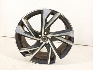 LLANTA VOLVO XC40 D4204T12 31471558