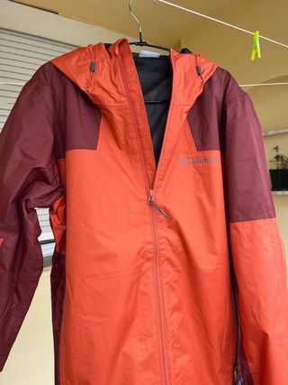 Chaqueta Columbia Impermeable Roja Talla M