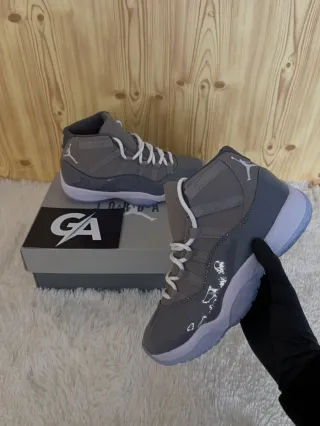Jordan 11 Retro Cool Grey Talla 43