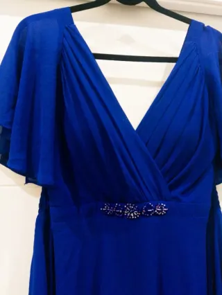 Vestido de fiesta de boda.