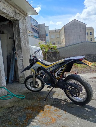 Gilera SMT 49cc Supermotard