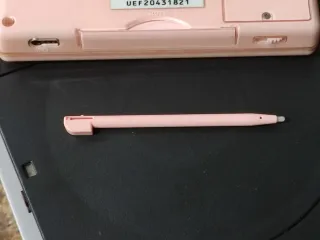 Nintendo DS Rosa con defectos
