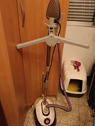 Centro de planchado vertical