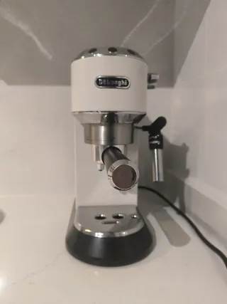 Cafetera espresso De'Longhi