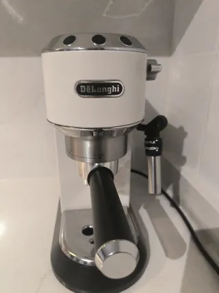 Cafetera espresso De'Longhi