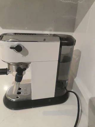 Cafetera espresso De'Longhi
