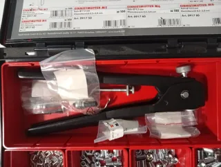 Kit Remachadora Tuercas Remachables Würth