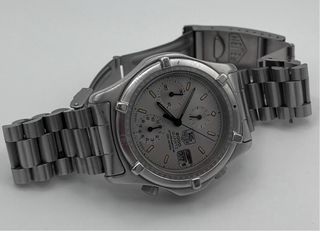 TAG Heuer 2000 Professional Quartz Chronograph