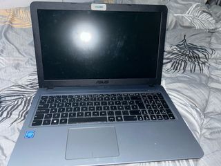 Portátil ASUS Gris/Plateado