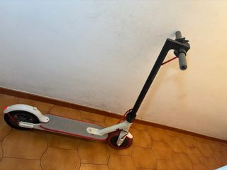 Patinete Eléctrico Xiaomi M365