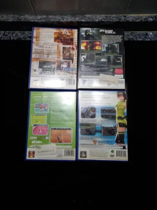 Lote cajas PS2 con manuales