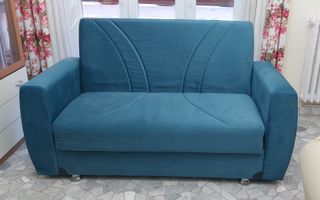 Divano 2 posti blu con contenitore