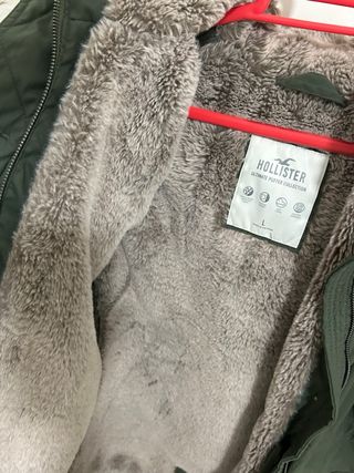 Parka Hollister verde talla L