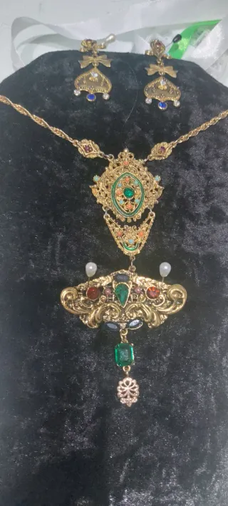 Conjunto Aderezo Huertana Oro y Verde