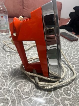 Plancha antigua naranja