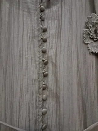 Vestido largo verde con flores