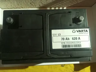 Batería Varta 70 Ah 620 A EFB L3