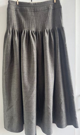 Falda Massimo Dutti gris talla 38