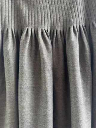 Falda Massimo Dutti gris talla 38