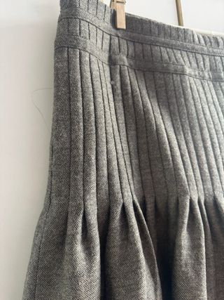 Falda Massimo Dutti gris talla 38