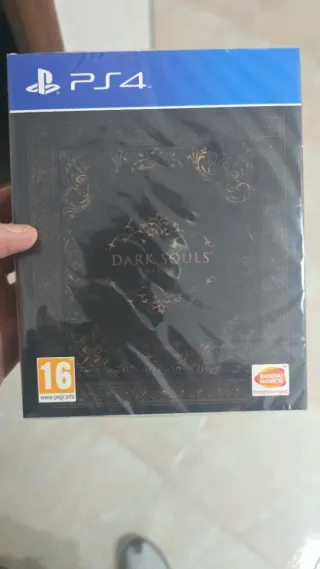 Dark Souls Trilogy PS4