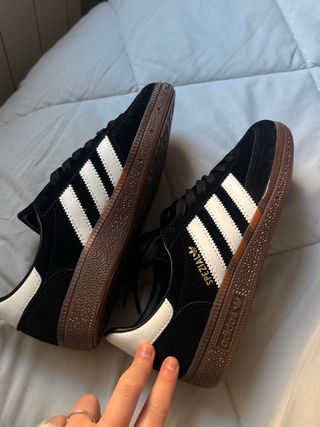 Adidas Spezial Negras Blancas