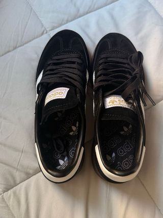 Adidas Spezial Negras Blancas