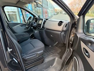 Renault Trafic Passenger Edition Largo Energy dCi 92 kW (125 CV) Twin Turbo