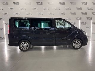 Renault Trafic Passenger Edition Largo Energy dCi 92 kW (125 CV) Twin Turbo