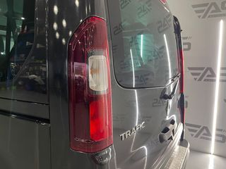 Renault Trafic Passenger Edition Largo Energy dCi 92 kW (125 CV) Twin Turbo