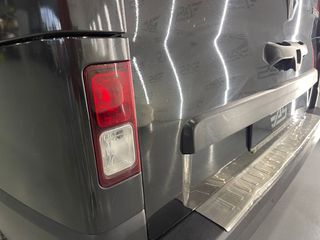 Renault Trafic Passenger Edition Largo Energy dCi 92 kW (125 CV) Twin Turbo