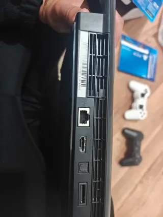 PS3 Super Slim 500GB + Caja + 4 Juegos [Colección]