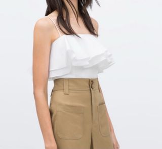 Top blanco volantes Zara