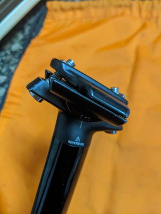 Tija Reverb Stealth 31.6x125mm Revisada