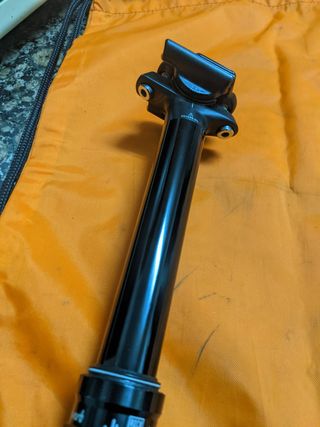 Tija Reverb Stealth 31.6x125mm Revisada