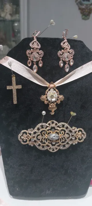 Aderezo Huertana Oro Rosa y Perlas