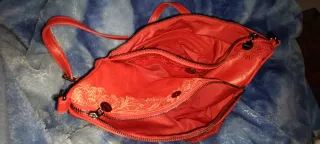 Borsa Desigual rossa con ricami
