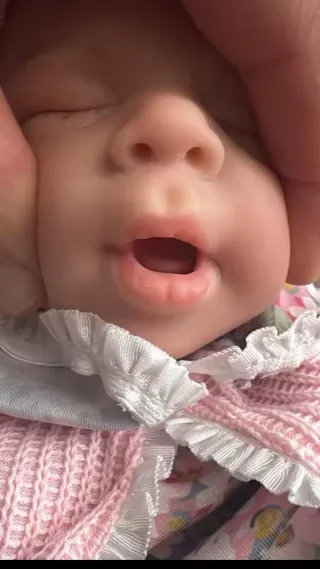 Bebé Reborn Silicona 33cm 1.1kg