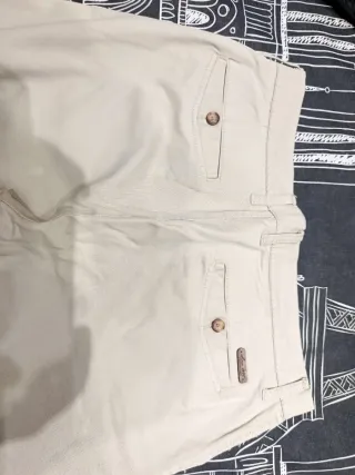 Pantalón elegante hombre beige