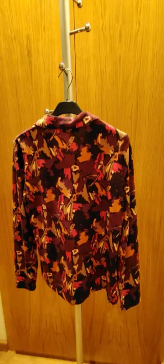 Blusa Invierno Mujer Talla L, marca Surkana