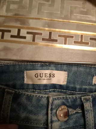 Pantalón Guess Talla 27