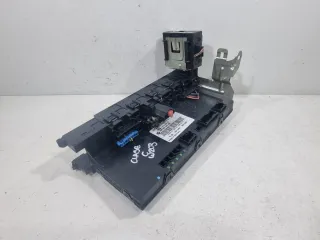 Caja fusibles Mercedes-Benz Clase C