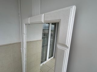 Espejo de madera blanco