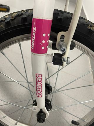 Bicicleta infantil rosa 16 con asiento