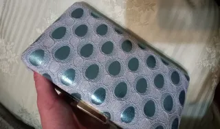 Bolso de mano verde azulado sin estrenar