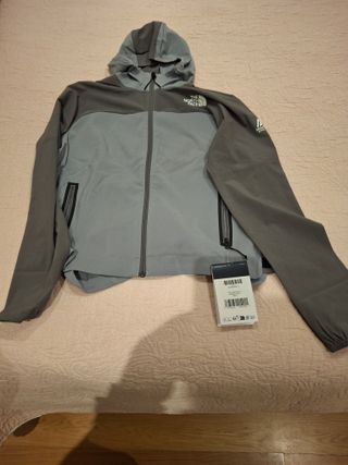 Chaqueta The North Face Talla S Gris