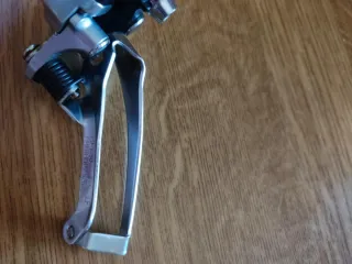 Deragliatore Shimano 105 FD-1050